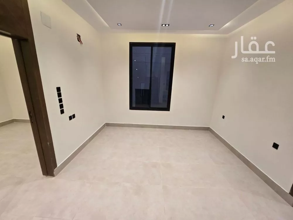 5 bedroom villa in Dirab 4