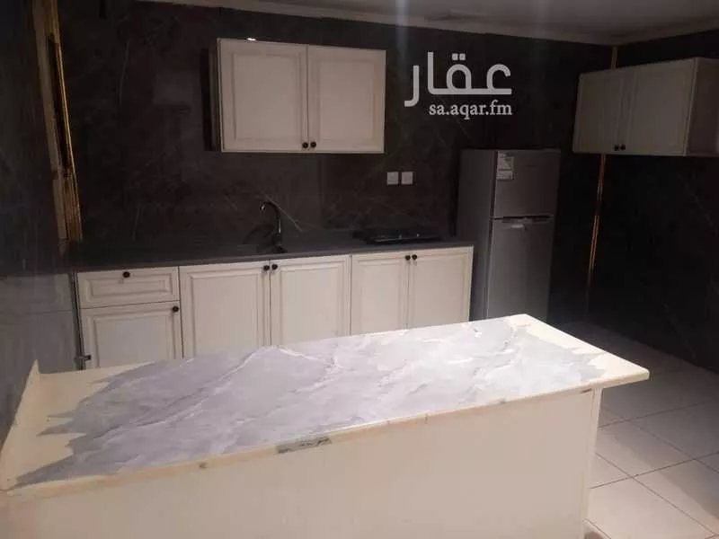 2 bedroom apartment in Al Sharafiyah, Jeddah 7