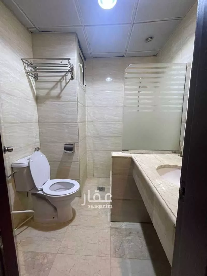 2 bedroom apartment in Al Sharafiyah, Jeddah 11