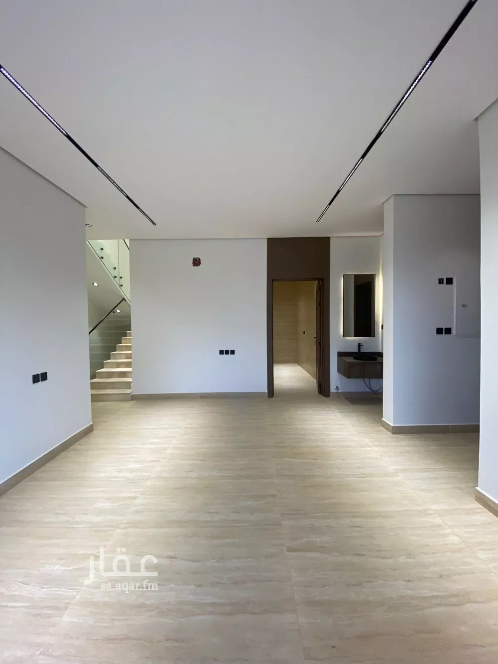 5 bedroom villa in Al Salam, Riyadh 13