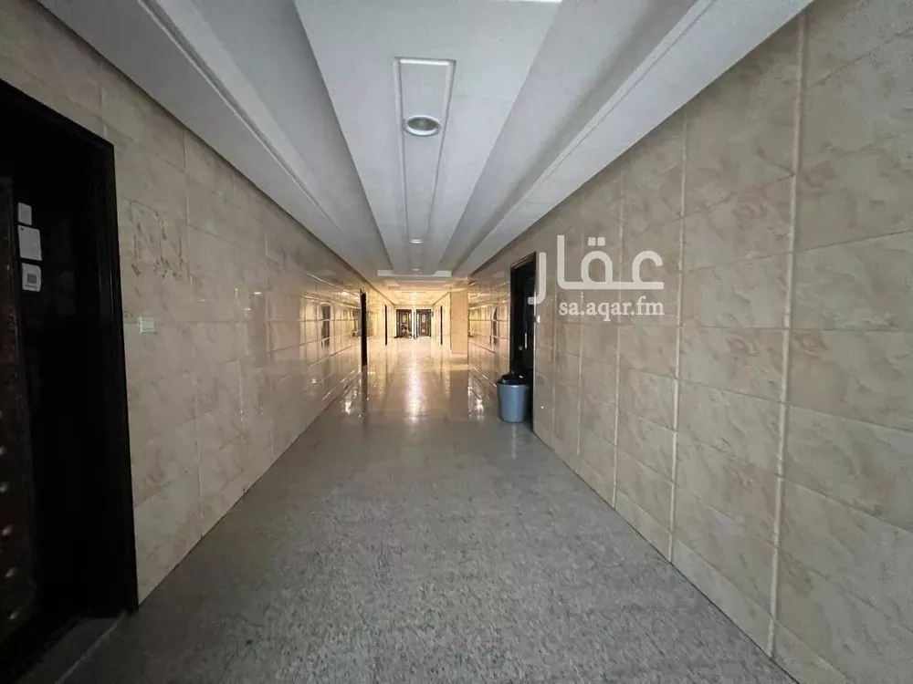 شقة 4 غرف في السعادة 5