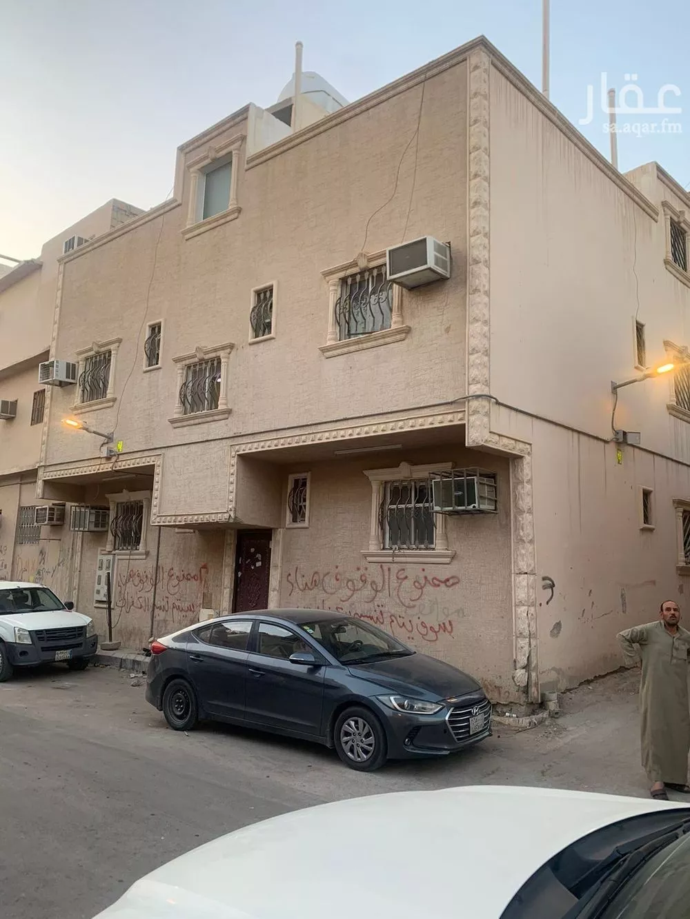 شقة 10 غرف في العود