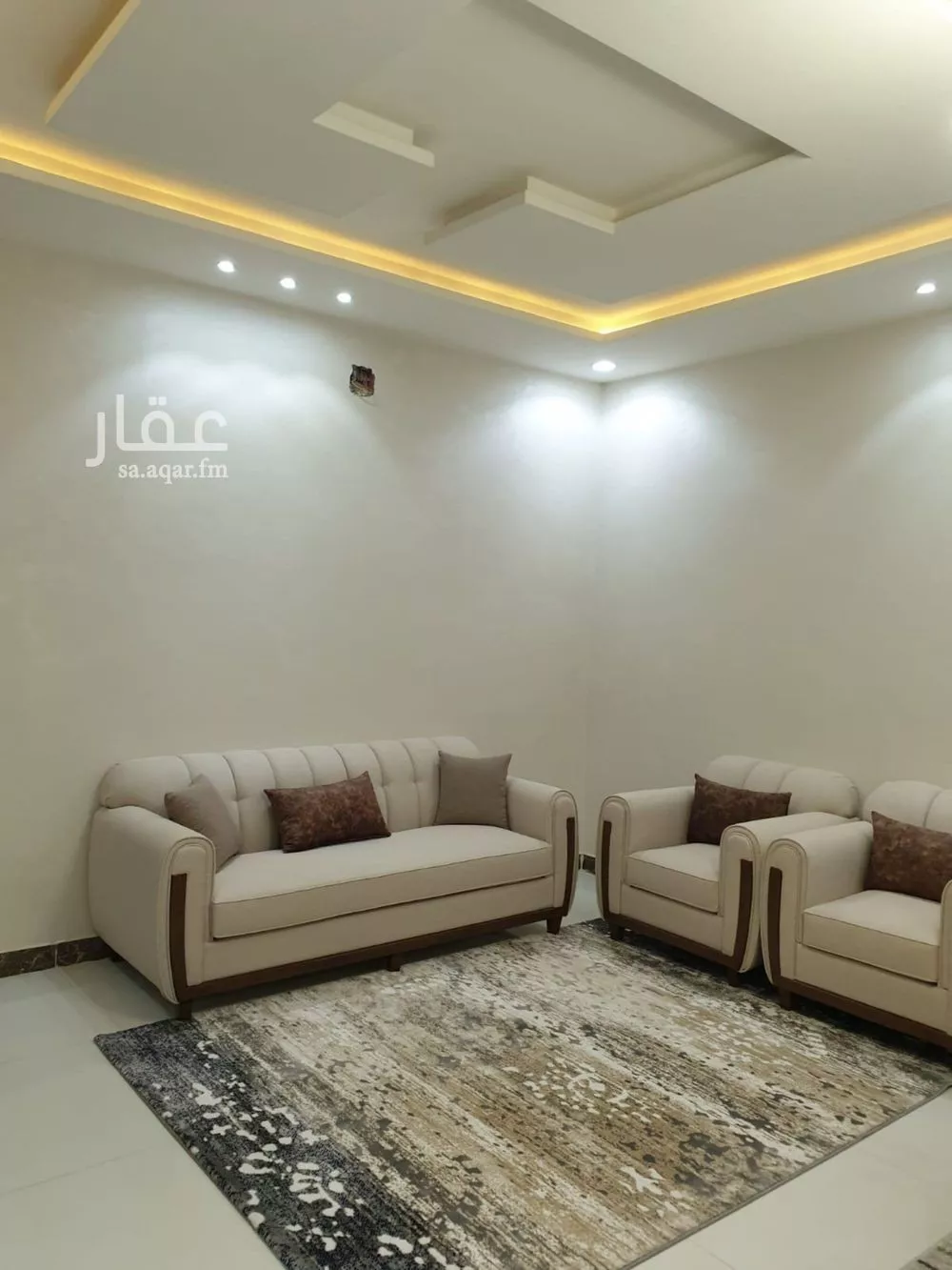 شقة 7 غرف في القادسية 2