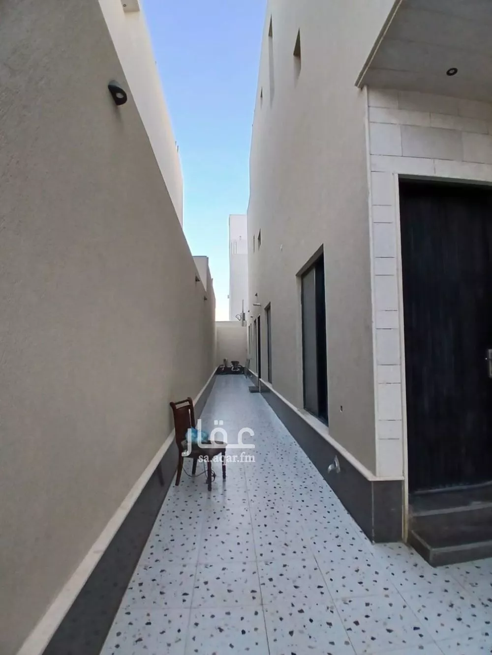 4 bedroom floor in Al Janadriyah 4