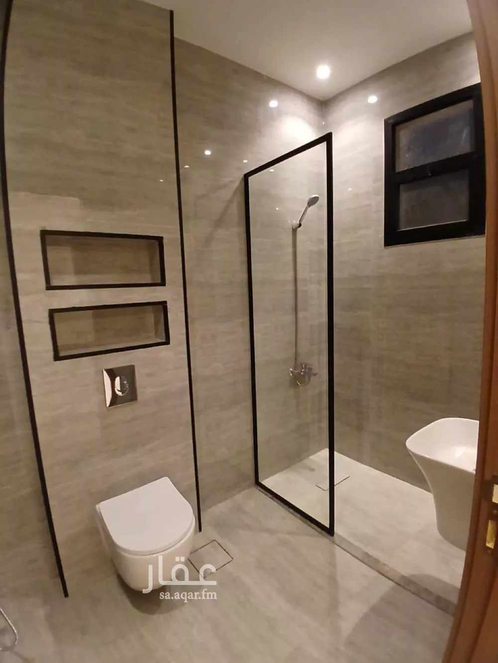 شقة 3 غرف في الرمال 3