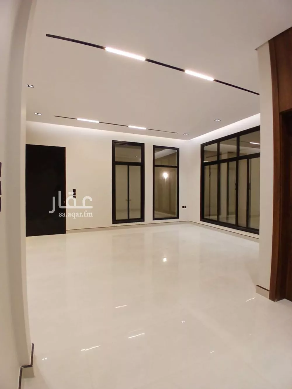 فيلا 5 غرف في الرمال 1