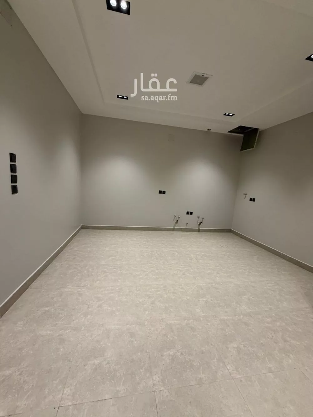 3 bedroom floor in Al Rimal 4
