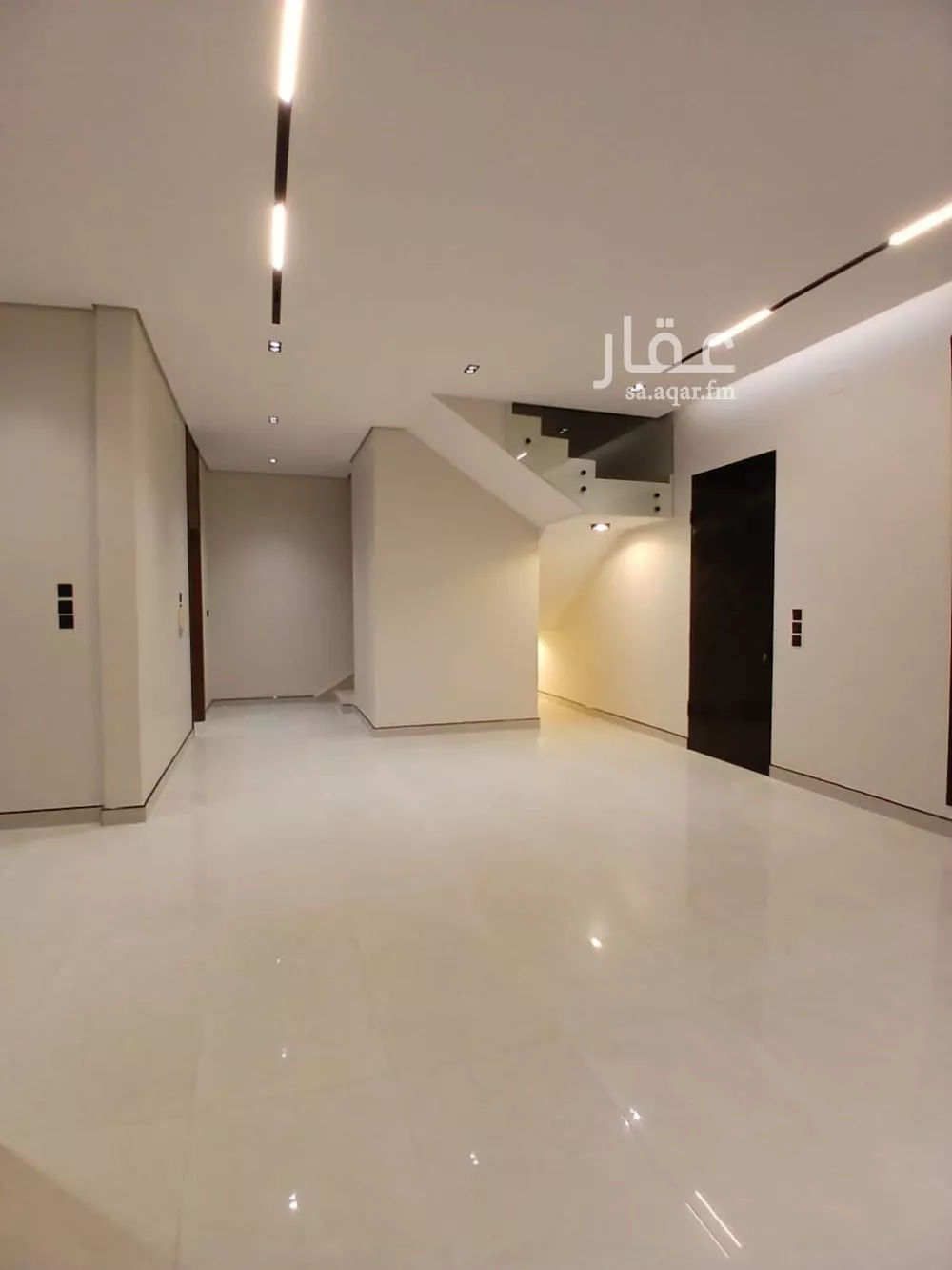 فيلا 5 غرف في الرمال 4