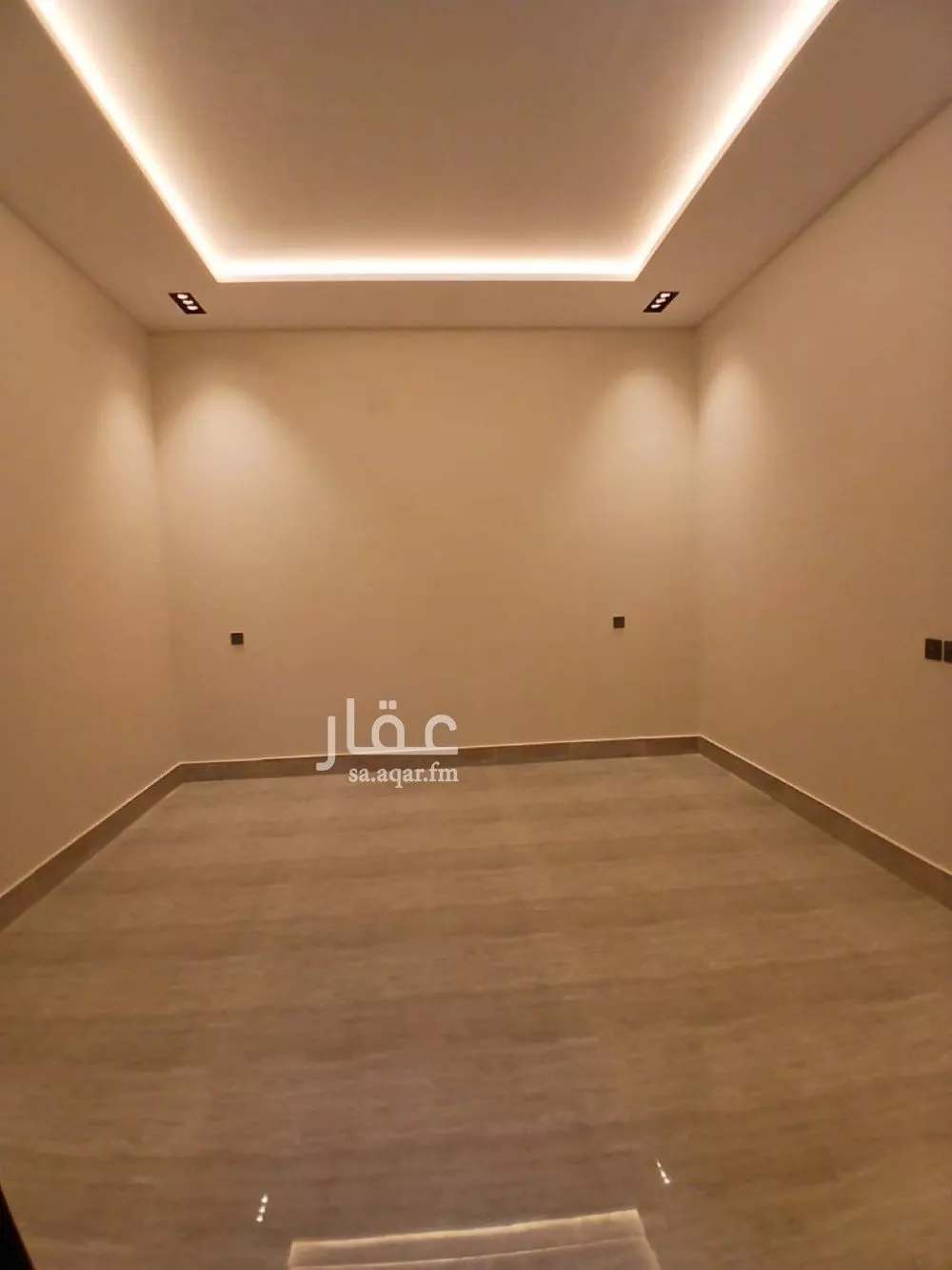 شقة 4 غرف في الرمال 3