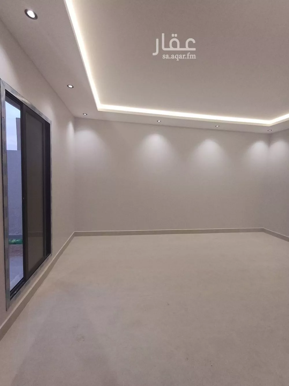 شقة 4 غرف في الرمال 2