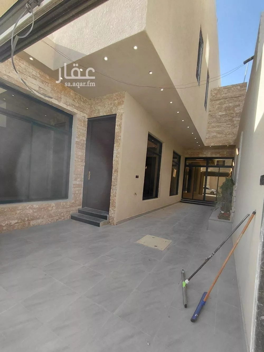 شقة 5 غرف في الجنادرية 3