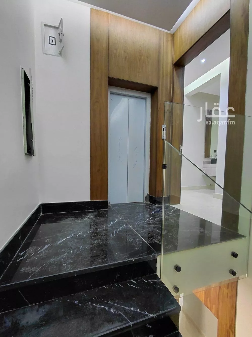 شقة 3 غرف في الرمال 4