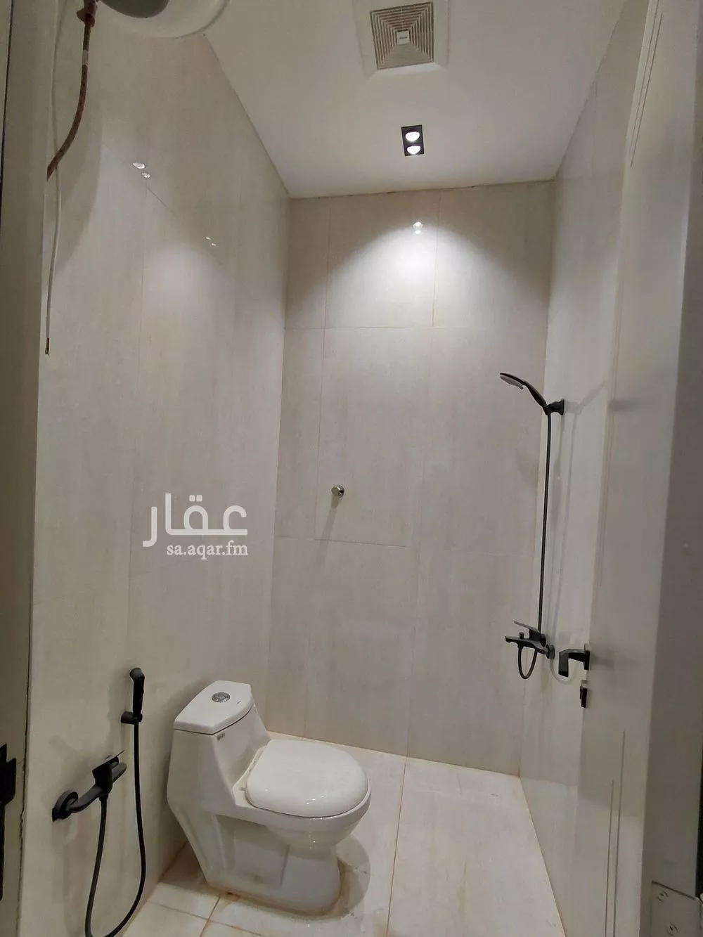 4 bedroom villa in Al Janadriyah, Riyadh 8