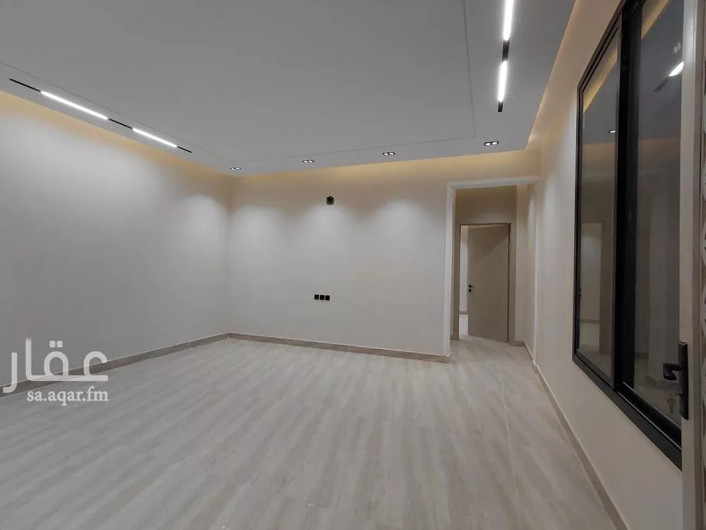 4 bedroom villa in Al Janadriyah, Riyadh 11