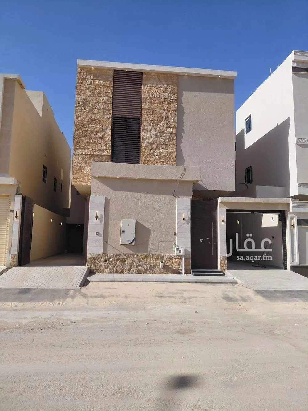 شقة 5 غرف في الجنادرية 1