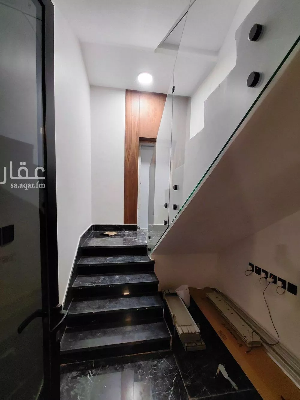 شقة 3 غرف في الرمال 3