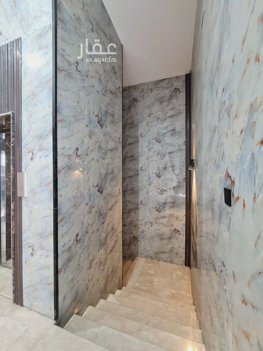 شقة 1 غرف في العقيق 5