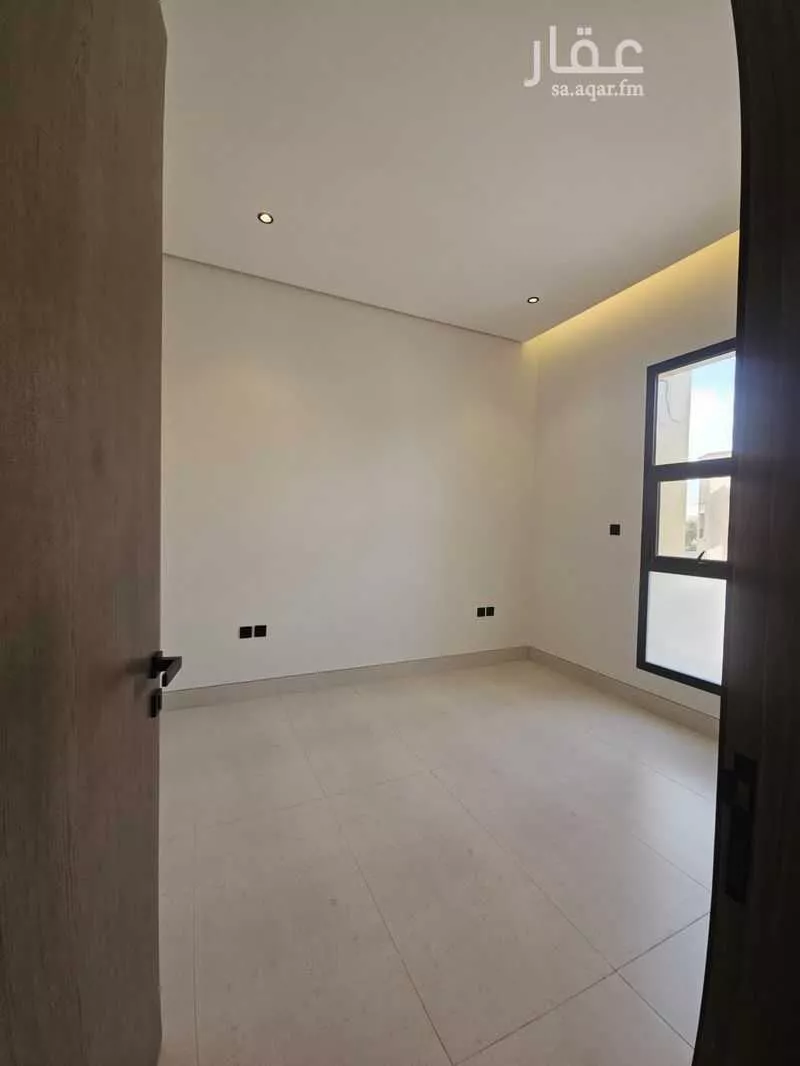 فيلا 5 غرف في النرجس 3