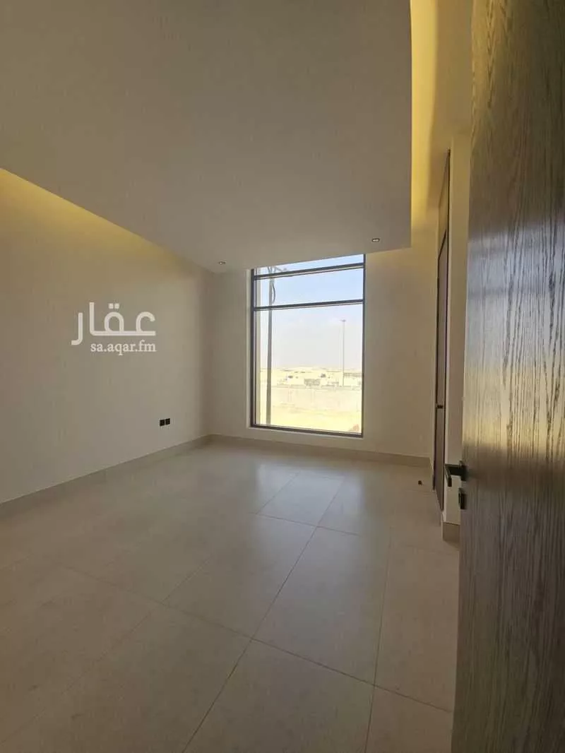 فيلا 5 غرف في النرجس 4