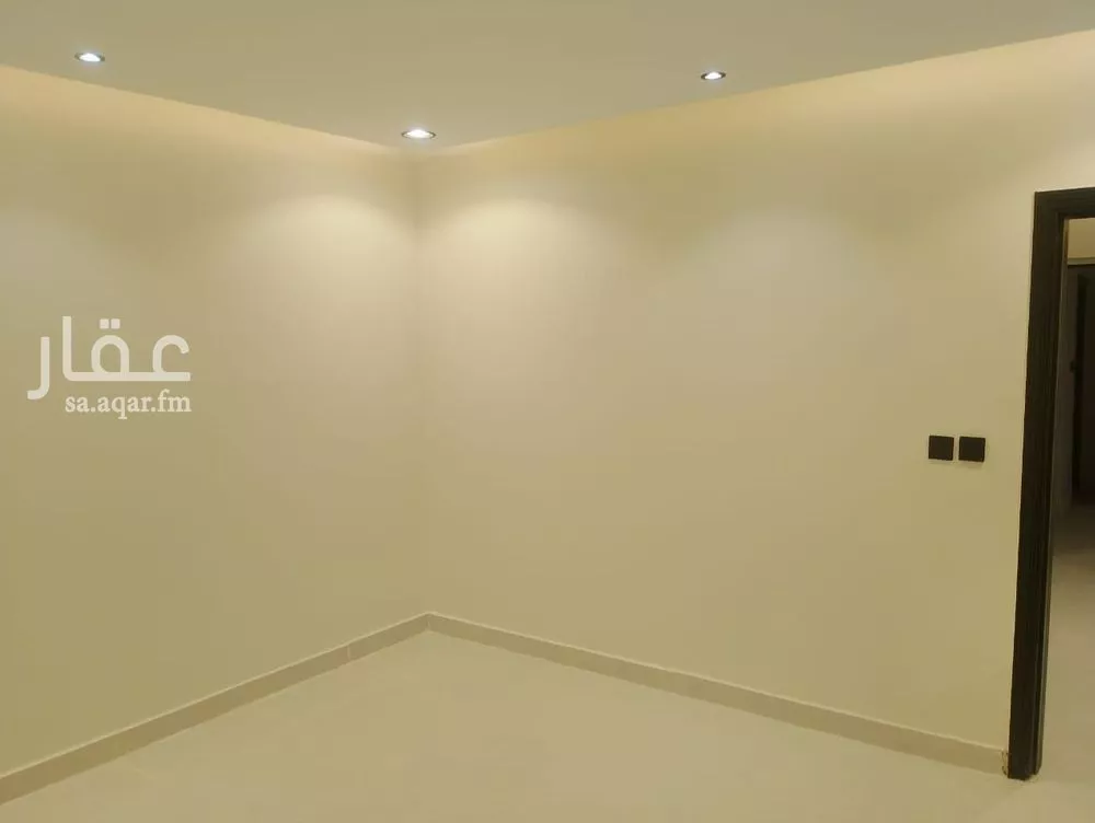 شقة 1 غرف في العقيق 5