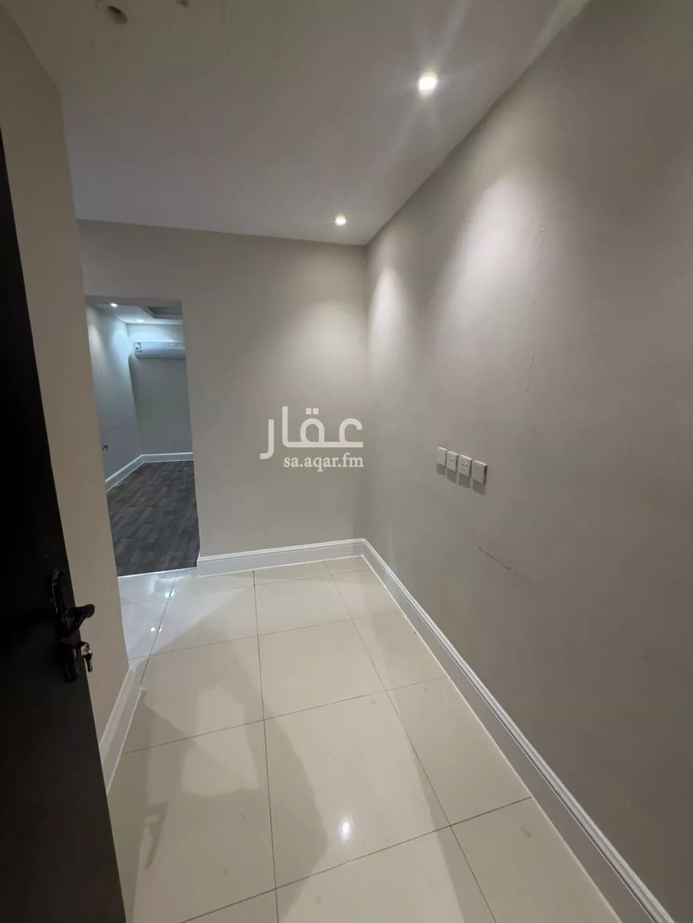 شقة 1 غرف في العقيق 2