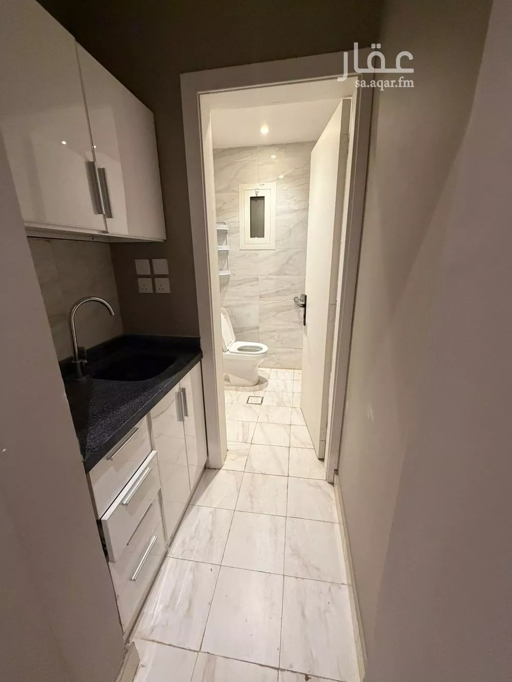 شقة 1 غرف في العقيق 3