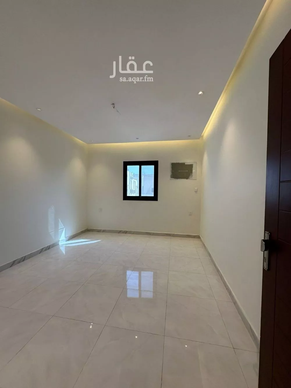 شقة 5 غرف في الصفا 5