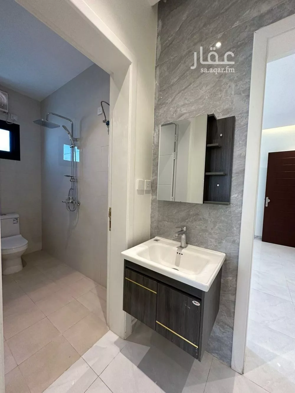 شقة 5 غرف في الصفا 2