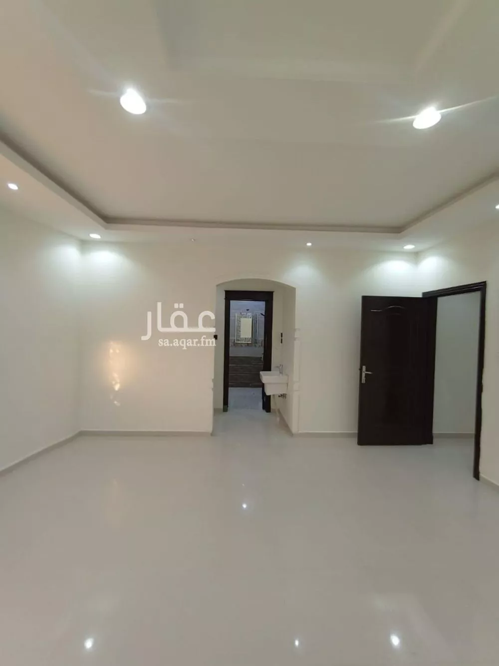 فيلا 4 غرف في الرمال 4