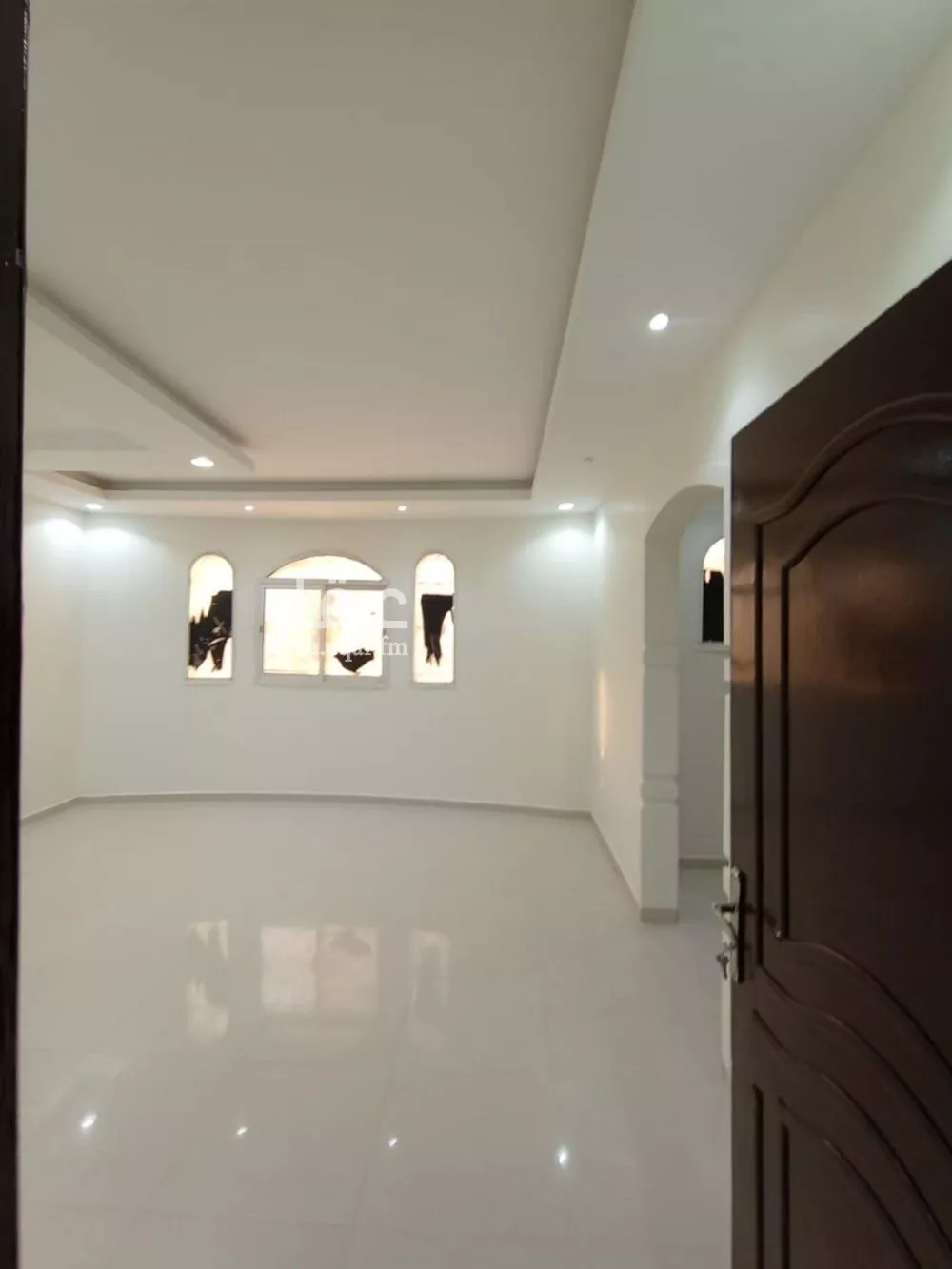 فيلا 4 غرف في الرمال 5