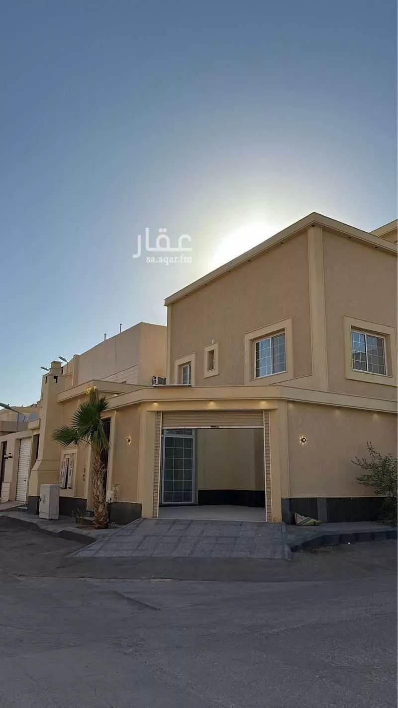 6 bedroom villa in Dhahrat Laban 1