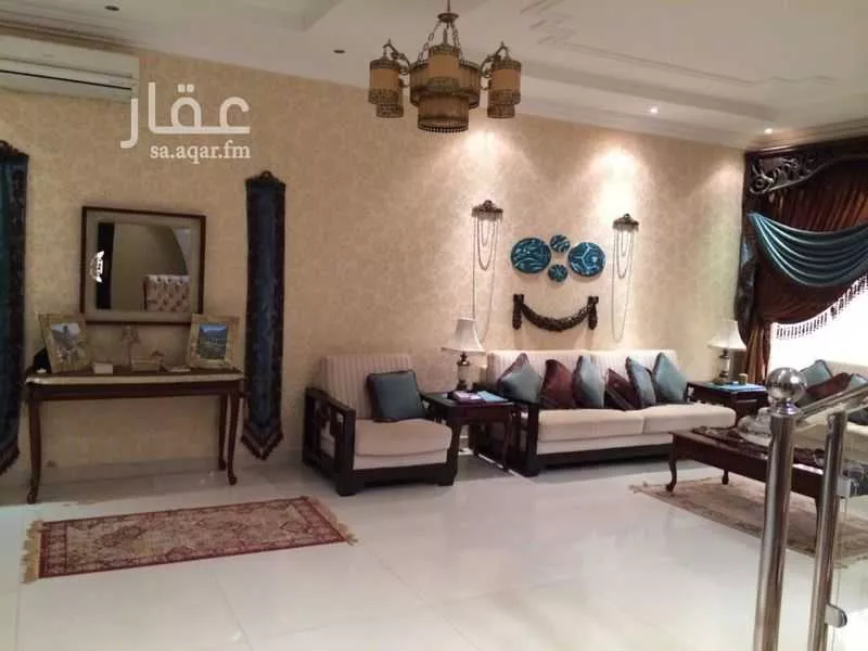 5 bedroom villa in Al Sahafah, Riyadh 9
