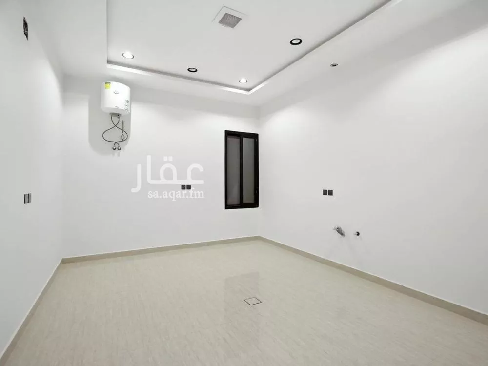 فيلا 5 غرف في طويق 4