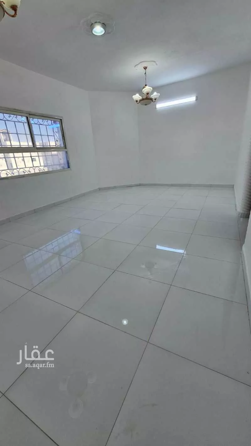 دور 4 غرف في الخليج 3