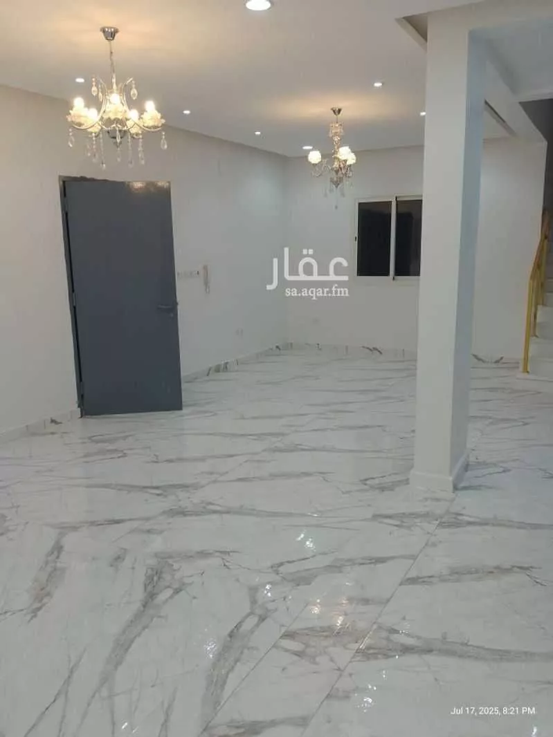 فيلا 5 غرف في الجنادرية 2