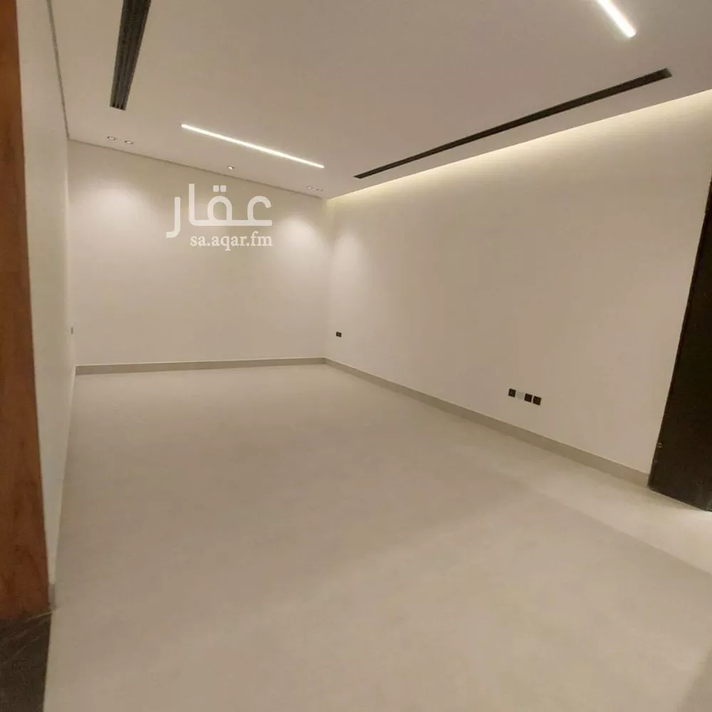 فيلا 5 غرف في النرجس 4