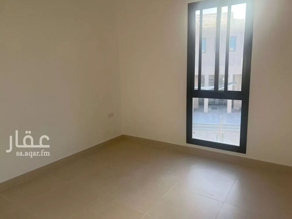 فيلا 4 غرف في الرياض 5