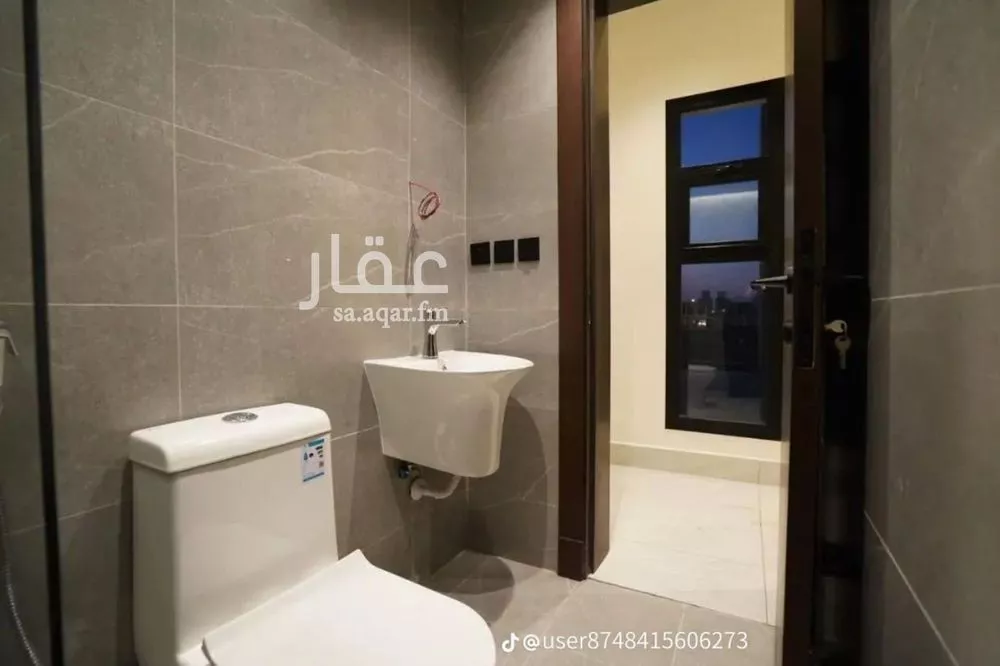 فيلا 4 غرف في عكاظ، الرياض 15