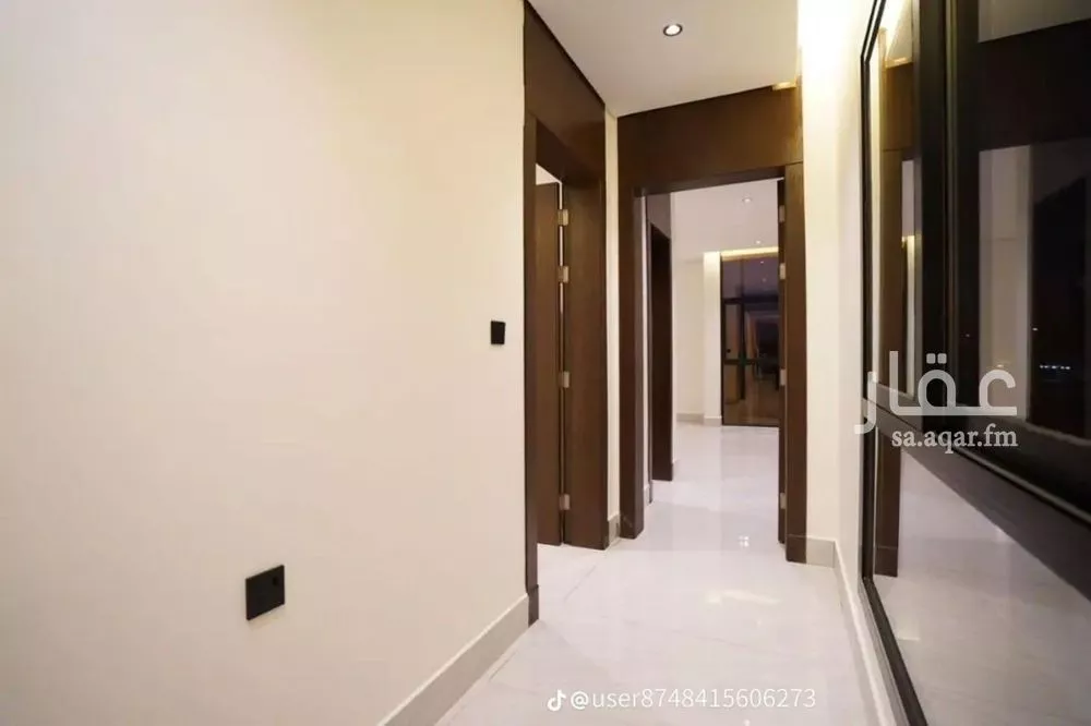 فيلا 4 غرف في عكاظ، الرياض 12