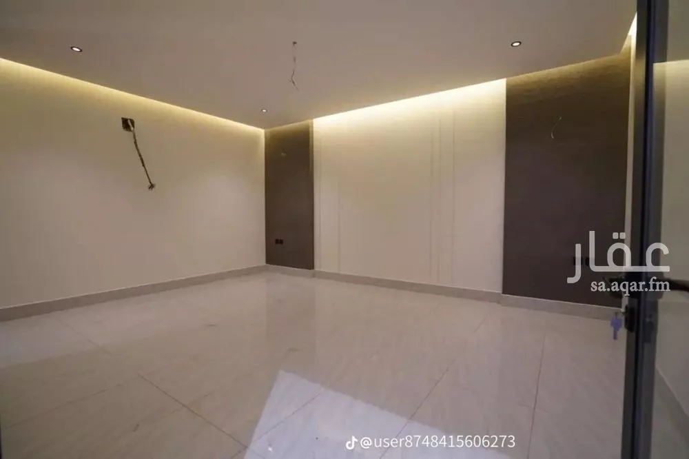 فيلا 4 غرف في عكاظ، الرياض 13