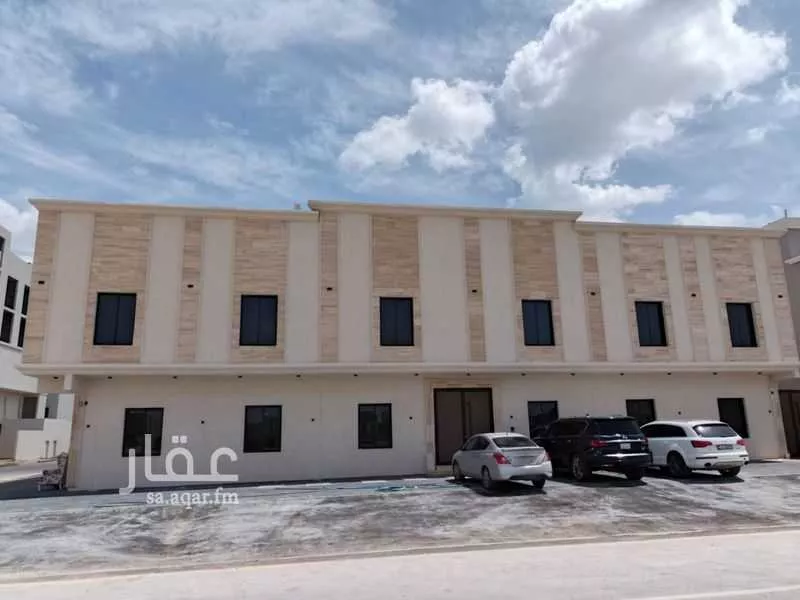 شقة 5 غرف في الأمواج 1