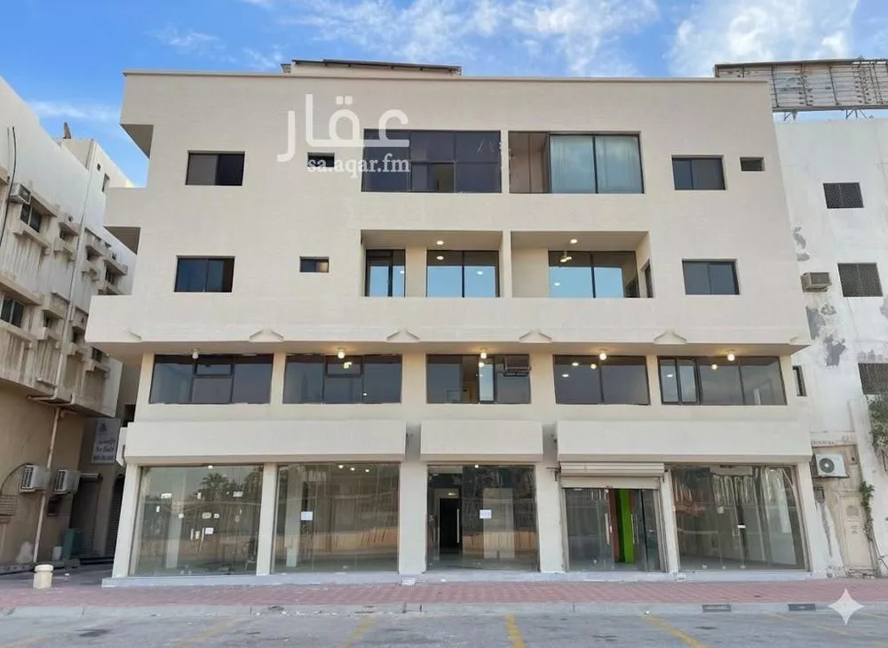 200 sqm building in Al Amamra
