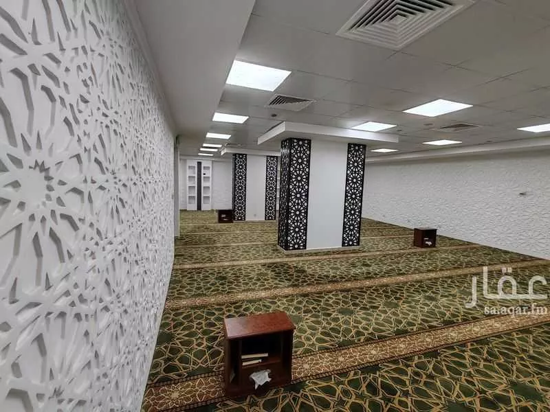 عمارة 1840 م² في النخيل 3