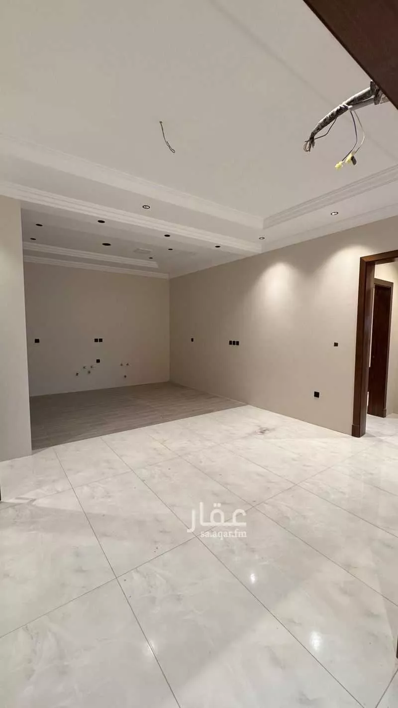 3 bedroom apartment in Al Falah 5