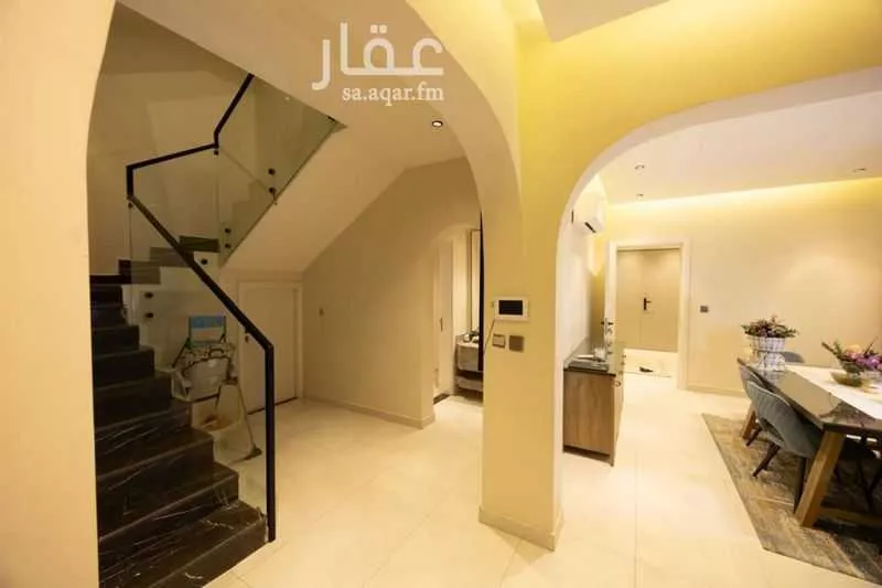 فيلا 7 غرف في النرجس 5