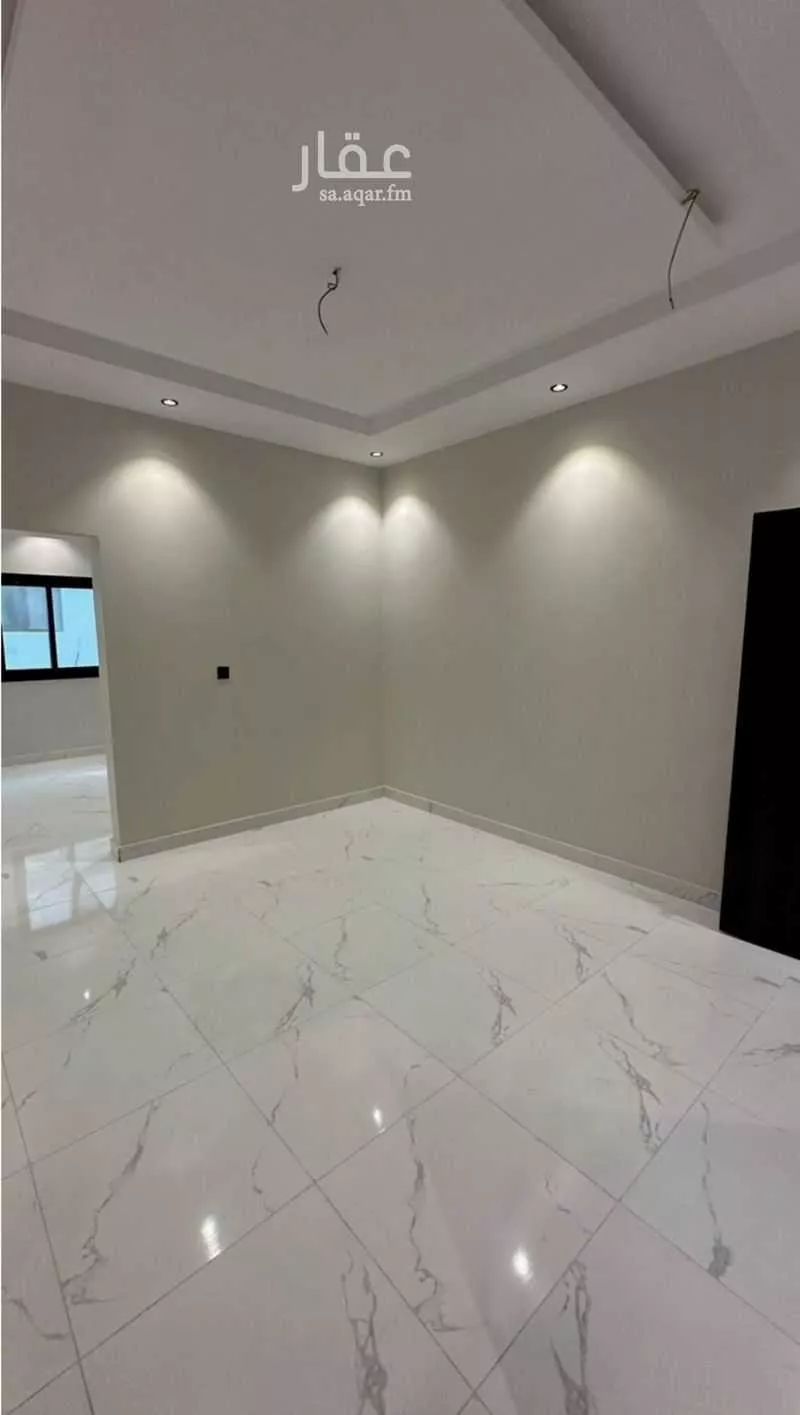 شقة 4 غرف في الصفا 5