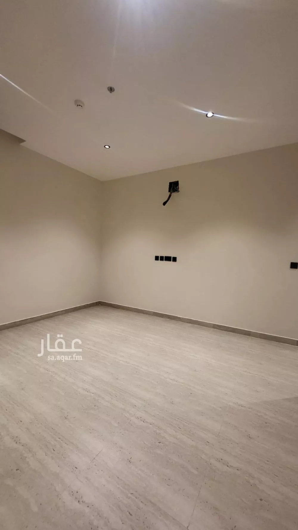 شقة 3 غرف في النرجس 5