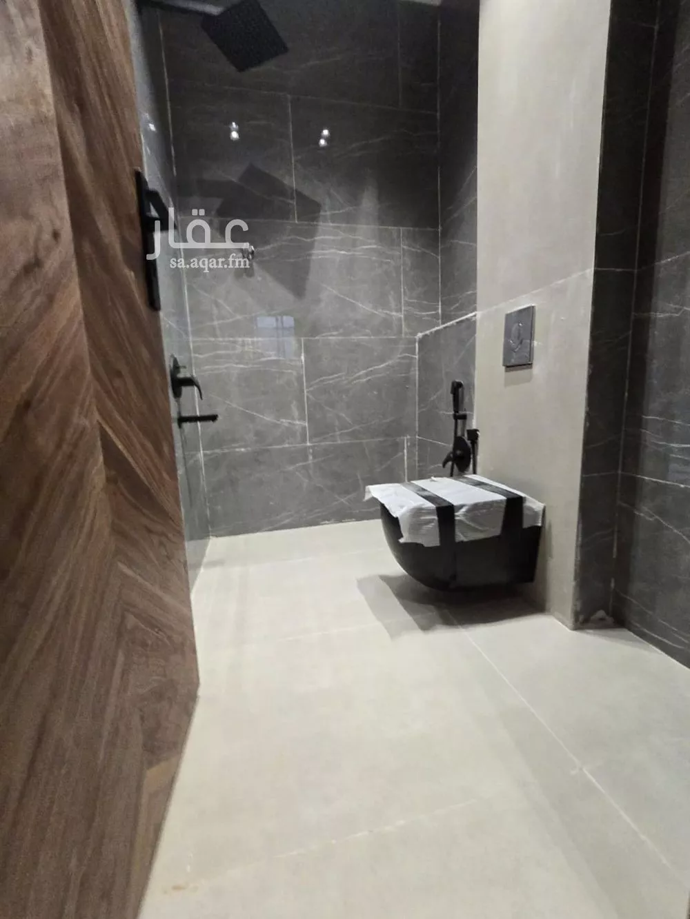 5 bedroom villa in Okaz 4