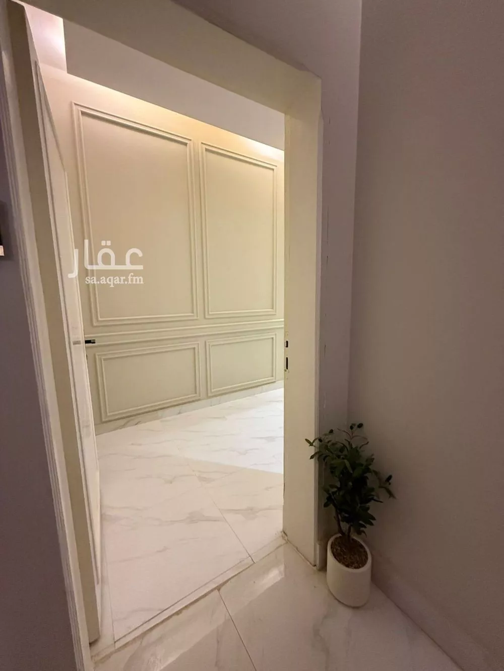 شقة 1 غرف في العقيق 5