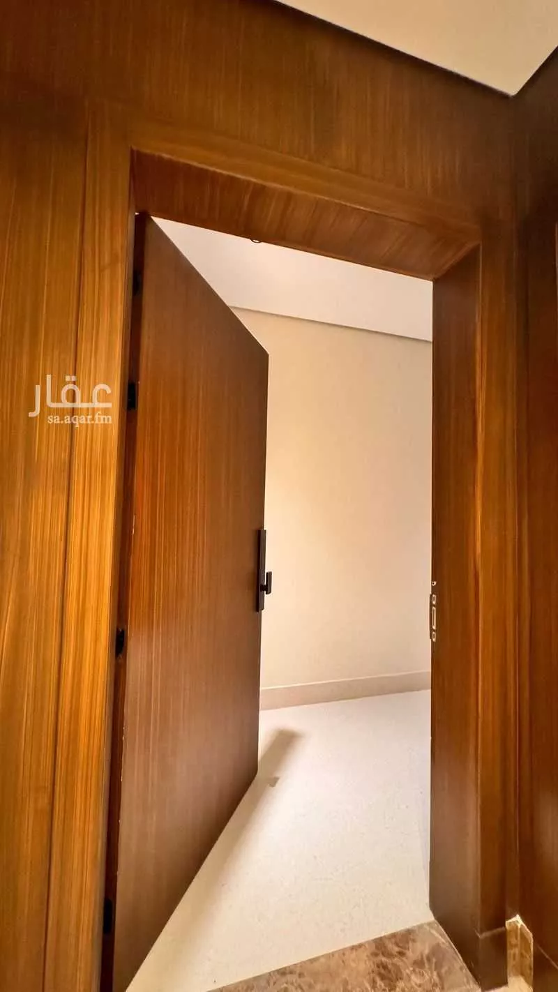 4 bedroom apartment in Ash Shati Al Gharbi, Eastern Province 17